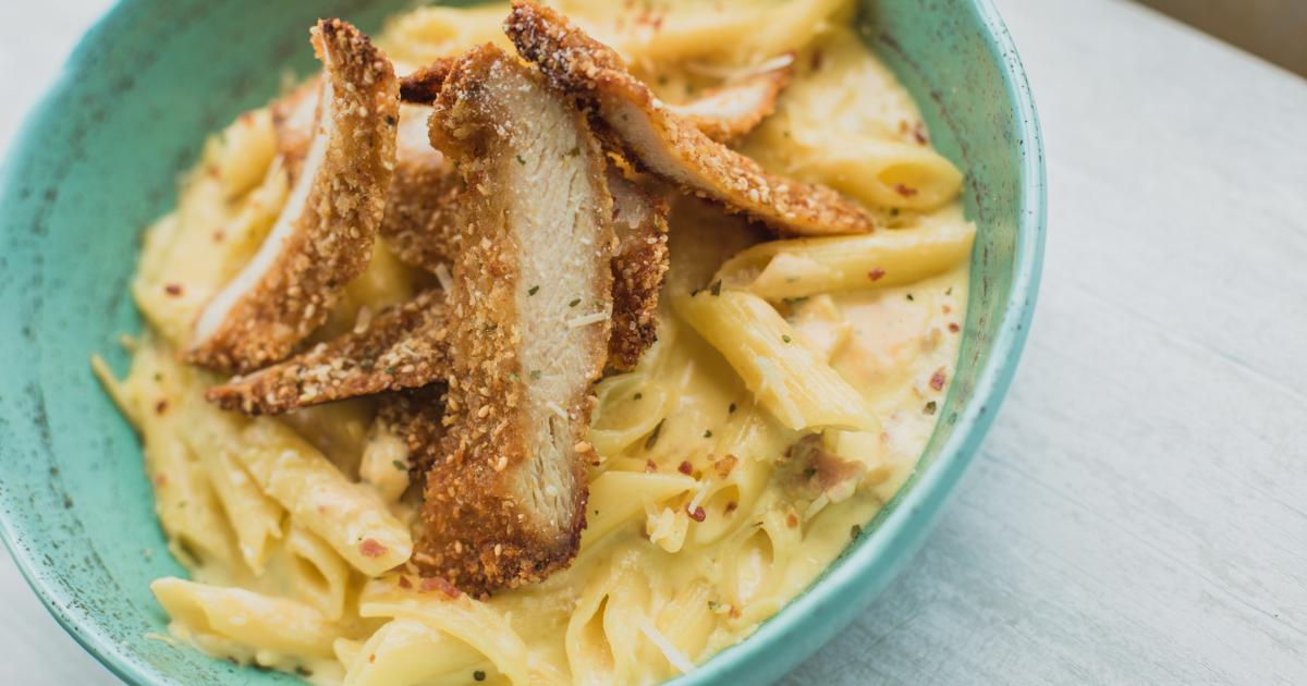 Chicken carbonara - Azotea Roof Top Manizales