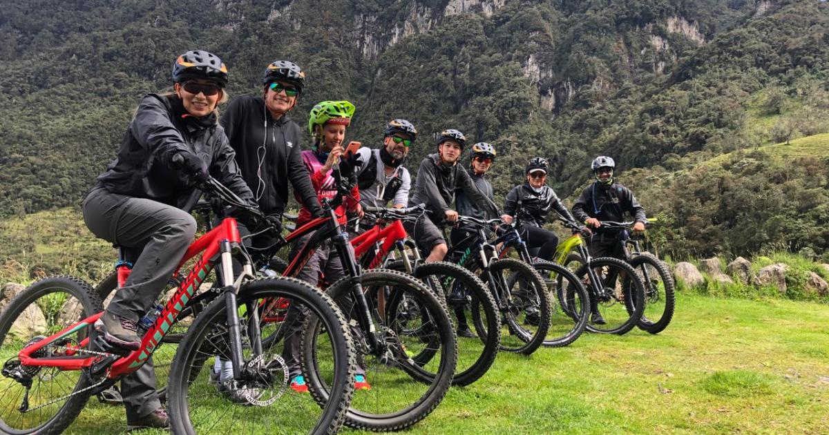 Descenso en bicicleta Kumanday Adaventures